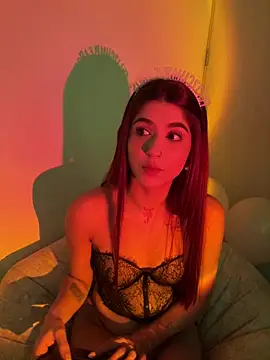 Snapshot of AnnyCherry_ chatting on 01/24/25, 02:07 AnnyCherry online show from 01/24/25, 02:07