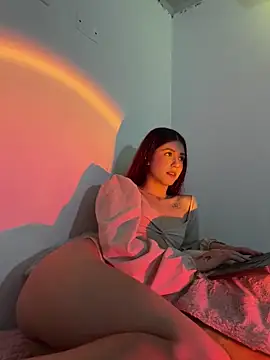 Snapshot of AnnyCherry_ chatting on 02/13/25, 07:31 AnnyCherry online show from 02/13/25, 07:31