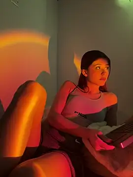 Snapshot of AnnyCherry_ chatting on 02/18/25, 01:54 AnnyCherry online show from 02/18/25, 01:54