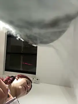 Snapshot of AnnyCherry_ chatting on 10/10/25, 03:05 AnnyCherry online show from 10/10/25, 03:05