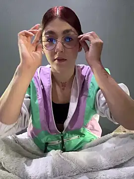 Snapshot of AnnyCherry_ chatting on 10/10/25, 07:24 AnnyCherry online show from 10/10/25, 07:24