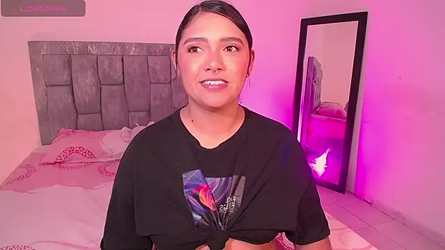 DIANEE 01 online show from 12/19/25, 12:50