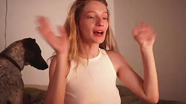 Snapshot of Stephany_talks chatting on 02/26/25, 02:48 Stephany talks online show from 02/26/25, 02:48