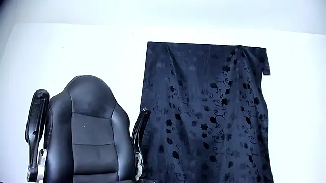 Snapshot of brant_garciabbc chatting on 01/28/25, 03:46 brant garciabbc online show from 01/28/25, 03:46