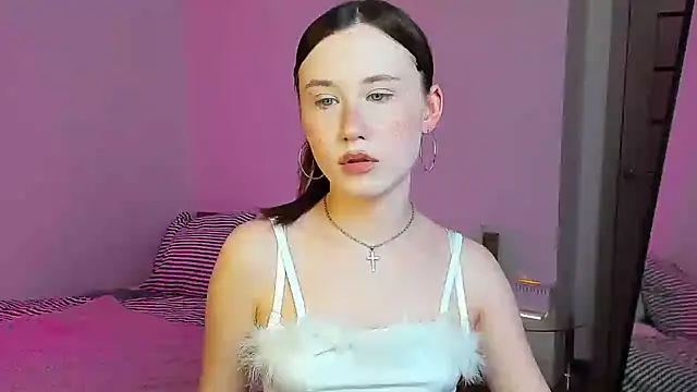 Stella Sunny online show from 10/22/25, 06:07