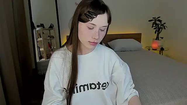 Stella Sunny online show from 06/27/26, 09:53