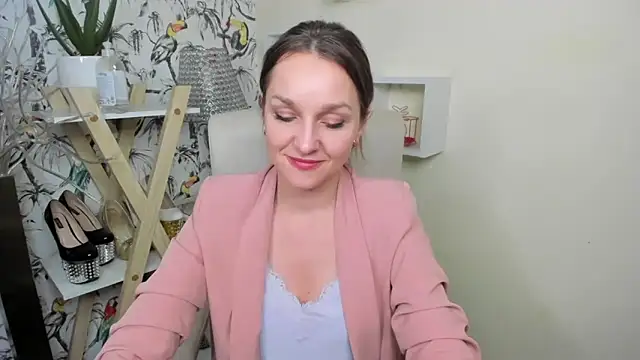 Snapshot of AliciaDesire chatting on 01/21/25, 06:34 AliciaDesire online show from 01/21/25, 06:34