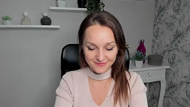 Snapshot of AliciaDesire chatting on 02/20/25, 02:46 AliciaDesire online show from 02/20/25, 02:46