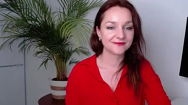 Snapshot of AliciaDesire chatting on 03/11/25, 11:23 AliciaDesire online show from 03/11/25, 11:23