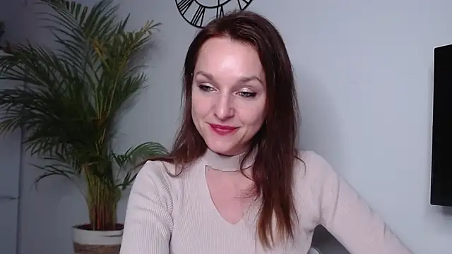 Snapshot of AliciaDesire chatting on 03/20/25, 07:04 AliciaDesire online show from 03/20/25, 07:04