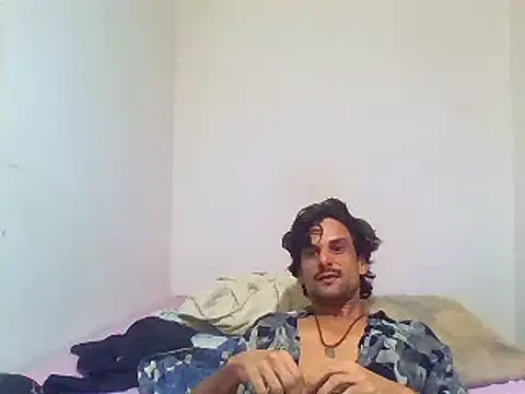 Snapshot of couplemilk chatting on 12/07/24, 06:54 couplemilk online show from 12/07/24, 06:54