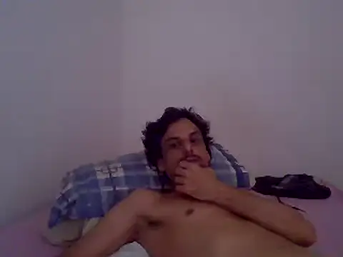 Snapshot of couplemilk chatting on 12/11/24, 06:25 couplemilk online show from 12/11/24, 06:25