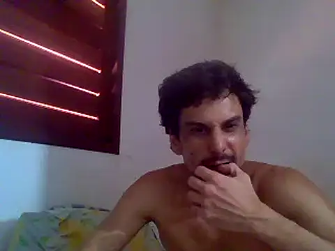 Snapshot of couplemilk chatting on 12/12/24, 03:05 couplemilk online show from 12/12/24, 03:05