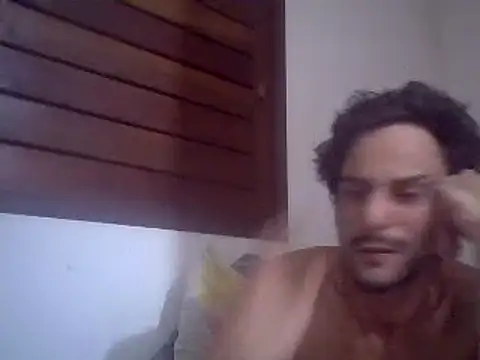 Snapshot of couplemilk chatting on 12/15/24, 05:13 couplemilk online show from 12/15/24, 05:13