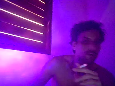 Snapshot of couplemilk chatting on 12/18/24, 09:25 couplemilk online show from 12/18/24, 09:25