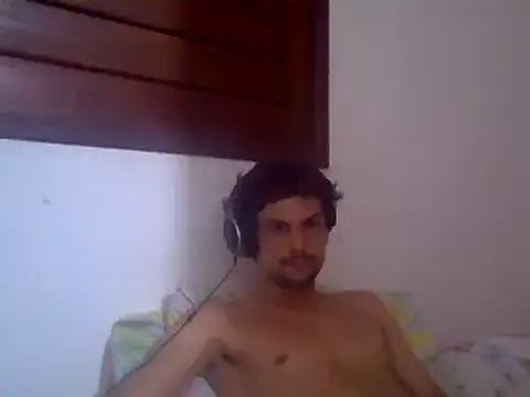 Snapshot of couplemilk chatting on 12/23/24, 09:18 couplemilk online show from 12/23/24, 09:18