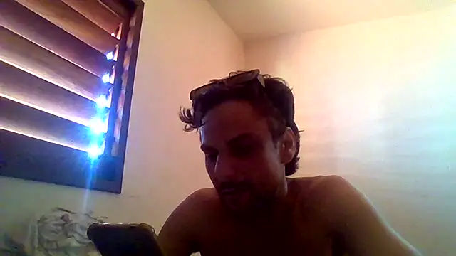 Snapshot of couplemilk chatting on 01/06/25, 06:52 couplemilk online show from 01/06/25, 06:52