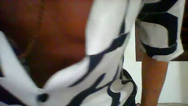 Snapshot of couplemilk chatting on 01/24/25, 02:07 couplemilk online show from 01/24/25, 02:07