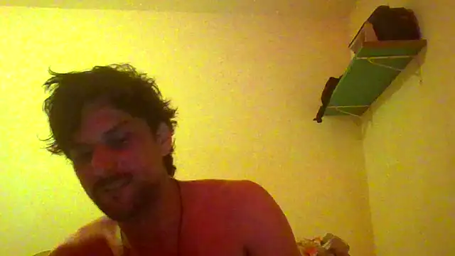 Snapshot of couplemilk chatting on 02/13/26, 09:22 couplemilk online show from 02/13/26, 09:22