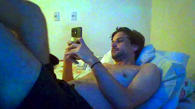 Snapshot of couplemilk chatting on 02/16/26, 05:14 couplemilk online show from 02/16/26, 05:14