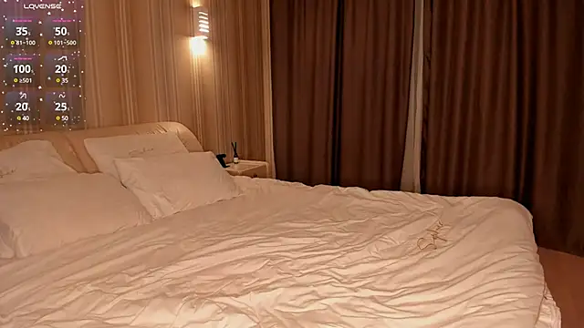 Snapshot of IsabellaTorrance chatting on 01/24/25, 07:18 IsabellaTorrance online show from 01/24/25, 07:18