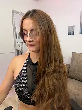 Snapshot of MiaaLoren chatting on 01/16/26, 05:06 MiaaLoren online show from 01/16/26, 05:06