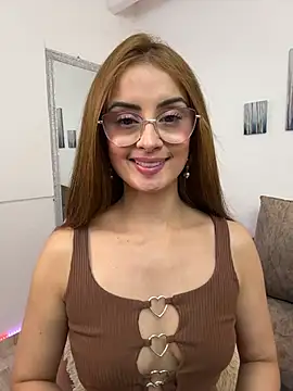 Snapshot of MiaaLoren chatting on 02/05/26, 05:06 MiaaLoren online show from 02/05/26, 05:06