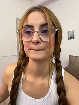 Snapshot of MiaaLoren chatting on 03/14/26, 05:18 MiaaLoren online show from 03/14/26, 05:18