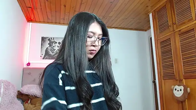 Snapshot of tifanny-squirt chatting on 10/26/25, 04:29 tifanny-squirt online show from 10/26/25, 04:29