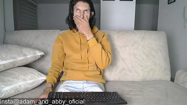 Snapshot of Adam_and_abby chatting on 04/04/26, 12:09 Adam and abby online show from 04/04/26, 12:09