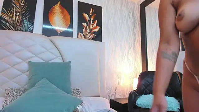 Amberr Greyy online show from 01/08/25, 05:05