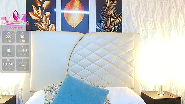 Amberr Greyy online show from 10/24/25, 03:52