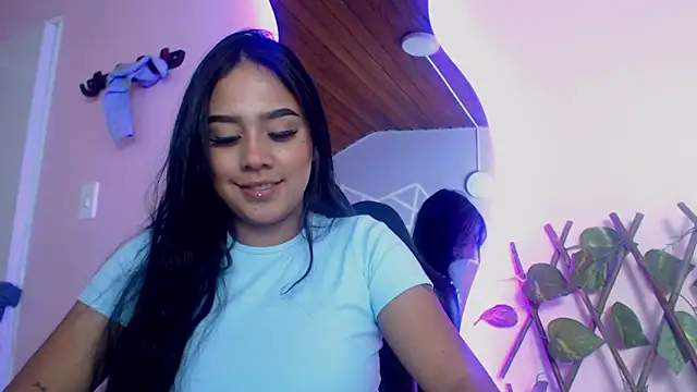 Shaarongp online show from 03/21/25, 10:39