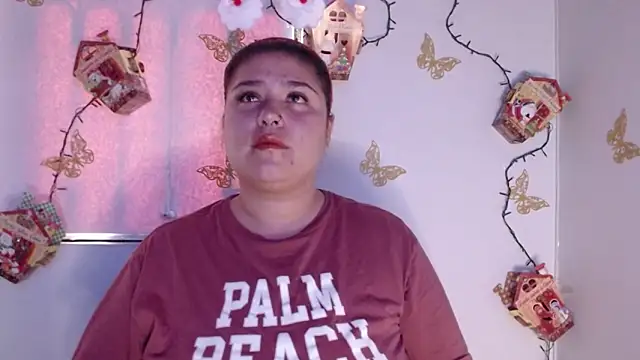 Snapshot of LennaTurnerr chatting on 12/03/24, 07:22 LennaTurnerr online show from 12/03/24, 07:22