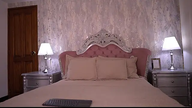 AngelineConnor online show from 06/11/26, 10:08