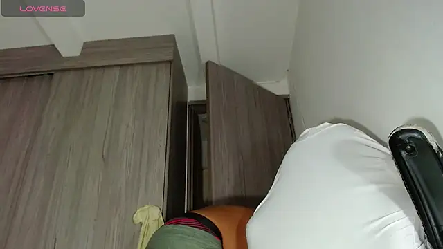 KaelMoreau online show from 02/11/25, 11:01