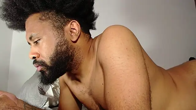 KaelMoreau online show from 03/17/25, 09:34