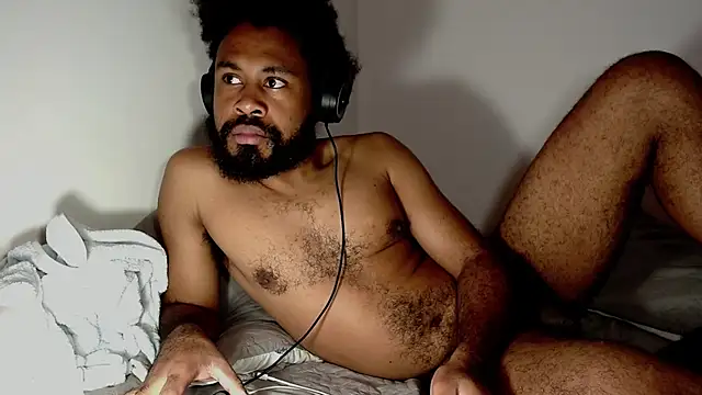 KaelMoreau online show from 03/18/25, 06:04