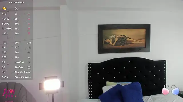 Vahiolet smith online show from 11/21/25, 03:16