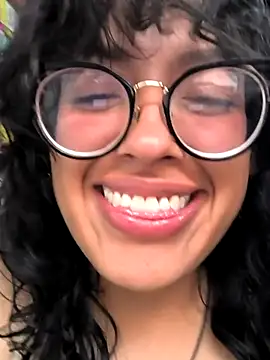 Snapshot of Fun_Everywhere chatting on 03/05/25, 09:37 Fun Everywhere online show from 03/05/25, 09:37