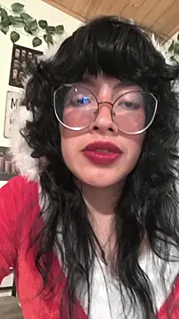 Snapshot of Fun_Everywhere chatting on 12/21/25, 06:59 Fun Everywhere online show from 12/21/25, 06:59