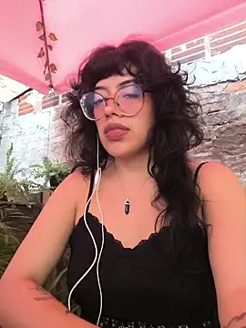 Snapshot of Fun_Everywhere chatting on 03/05/26, 09:55 Fun Everywhere online show from 03/05/26, 09:55