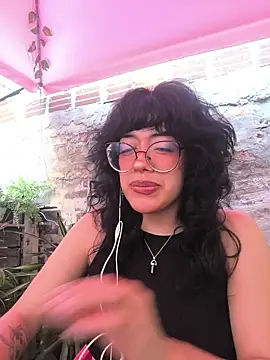 Snapshot of Fun_Everywhere chatting on 03/16/26, 01:37 Fun Everywhere online show from 03/16/26, 01:37