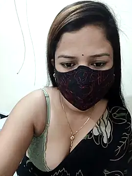 Snapshot of payal_sharma1 chatting on 12/26/24, 01:21 payal sharma1 online show from 12/26/24, 01:21