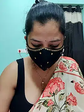 Snapshot of payal_sharma1 chatting on 01/08/26, 05:21 payal sharma1 online show from 01/08/26, 05:21