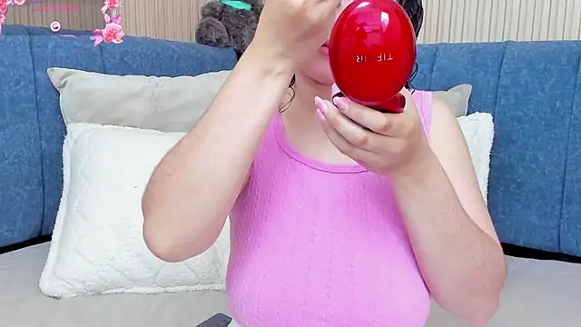 angeline teen online show from 11/13/25, 12:15