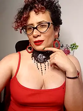 Snapshot of Daneshka_naughty chatting on 12/14/24, 03:07 Daneshka naughty online show from 12/14/24, 03:07