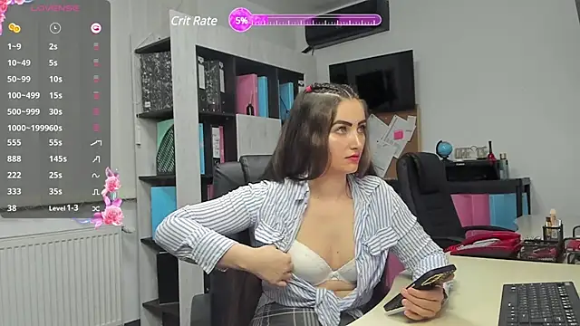 Snapshot of DaryaNew chatting on 01/25/25, 12:59 DaryaNew online show from 01/25/25, 12:59