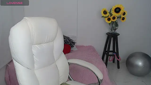 Ghada milf online show from 10/06/25, 10:51
