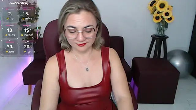 Ghada milf online show from 05/09/26, 10:59
